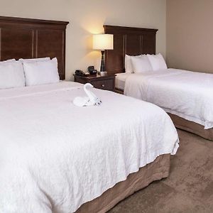 Queen Room Two Queen Beds Mobility Access or Non-Smoking
